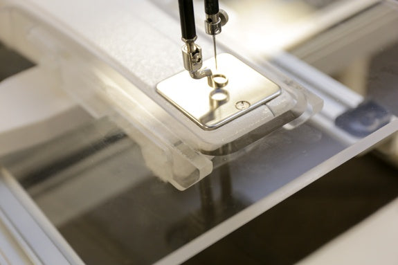 Handi Quilter 24" Easy-Fit Ruler Base – HG00447