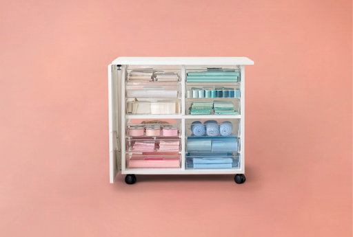 DreamCart with colorful totes