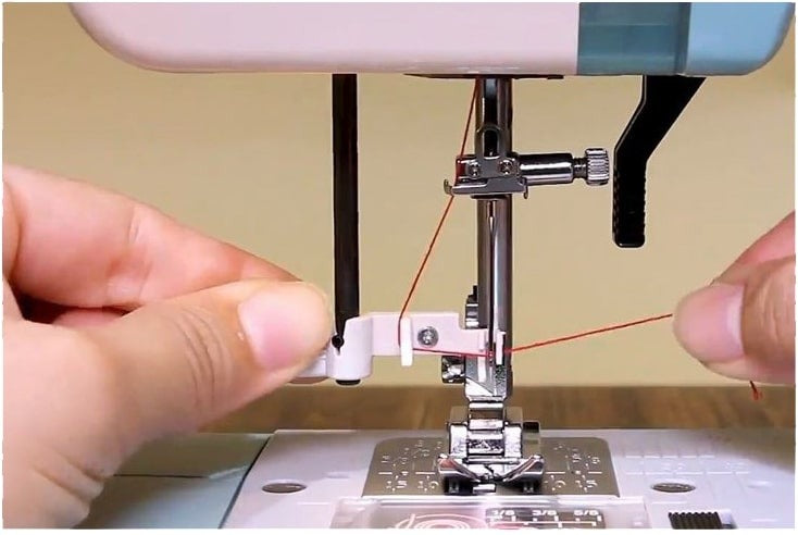 Janome TravelMate 16 Portable Mechanical Sewing Machine