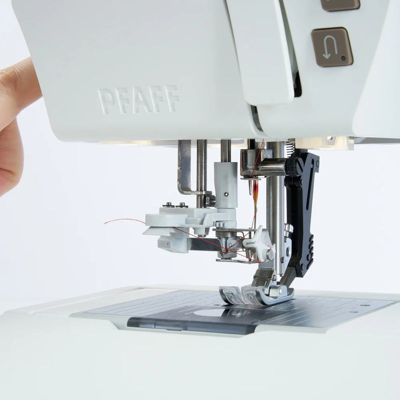 PFAFF Creative Elevate 680 Sewing Machine 