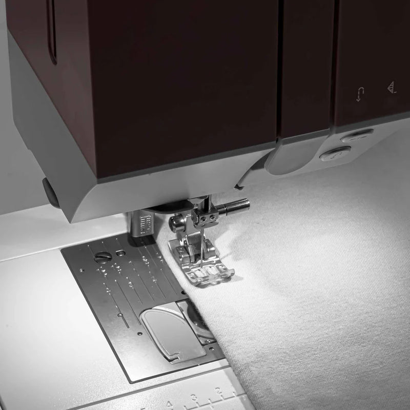 PFAFF quilt ambition 635 Sewing Machine