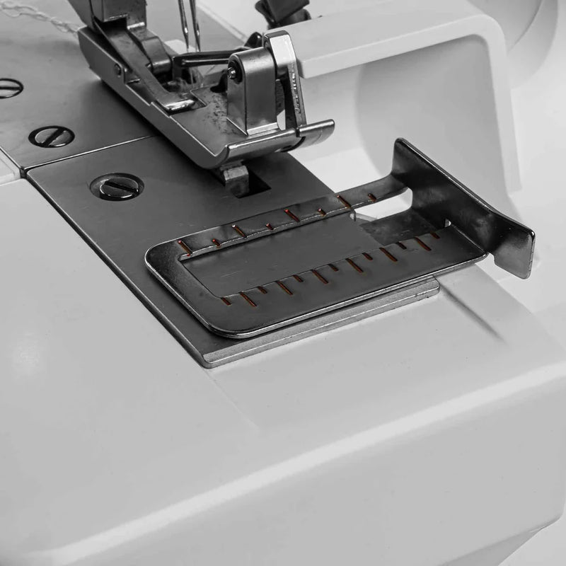 PFAFF admire 1000 Overlock Serger Machine