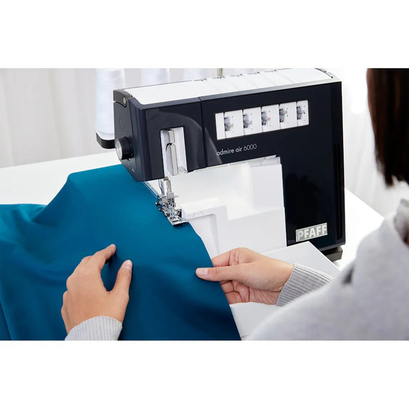 PFAFF admire air 6000 Coverlock Machine