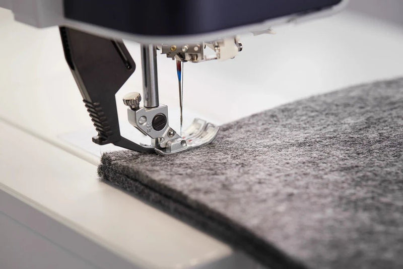 PFAFF creative performance 950 Sewing & Embroidery Machine