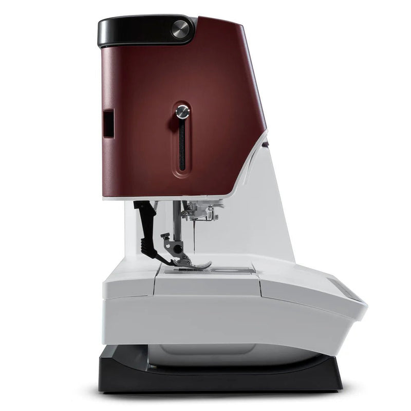 PFAFF quilt expression 725 Sewing & Quilting Machine