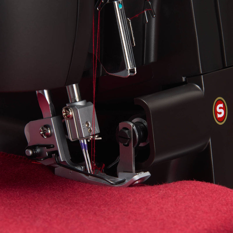 SINGER® HD0500S Classic Black Serger