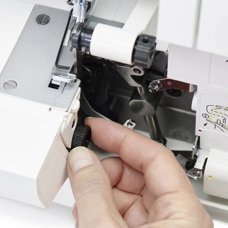 SINGER Elite SE017 Serger Overlock Machine