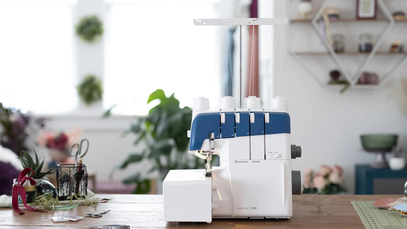 HUSQVARNA VIKING Amber Air S 400 Air-Threading Overlock Serger Machine
