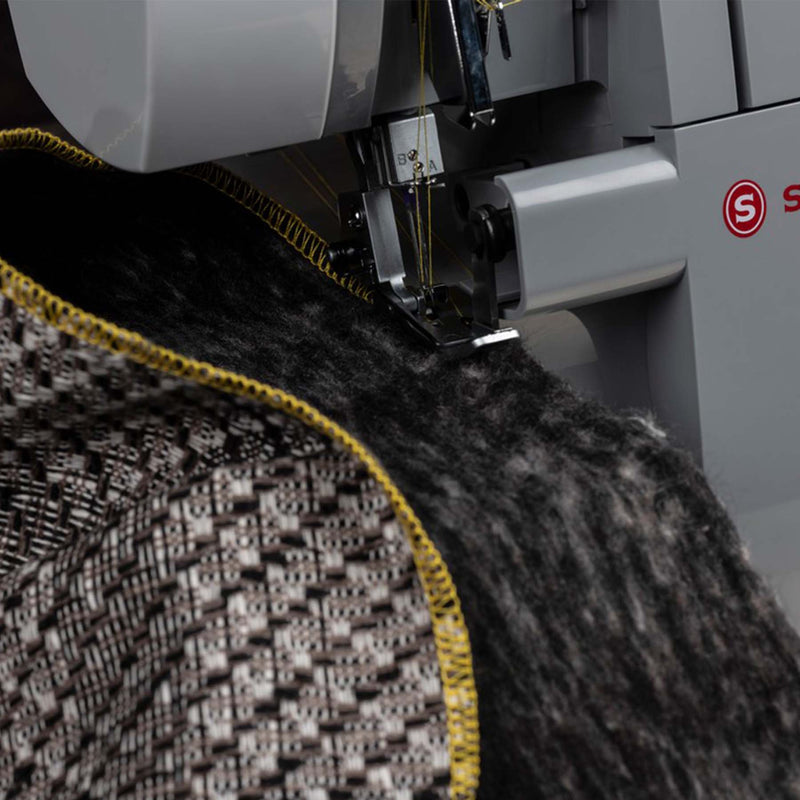 SINGER® HD0400S Heavy Duty Serger – 2/3/4 Thread