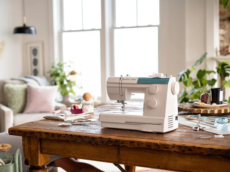 HUSQVARNA VIKING Emerald 116 Mechanical Sewing Machine
