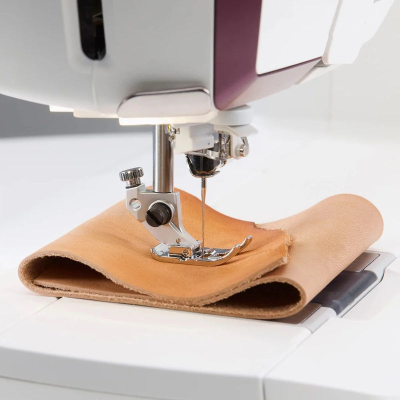 HUSQVARNA VIKING Designer Topaz 65 Sewing and Embroidery Machine