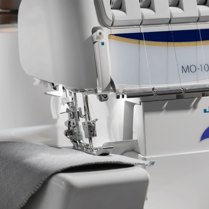 Juki MO-1000 Air Threading Serger | 2/3/4 Thread Overlock Machine with Differential Feed