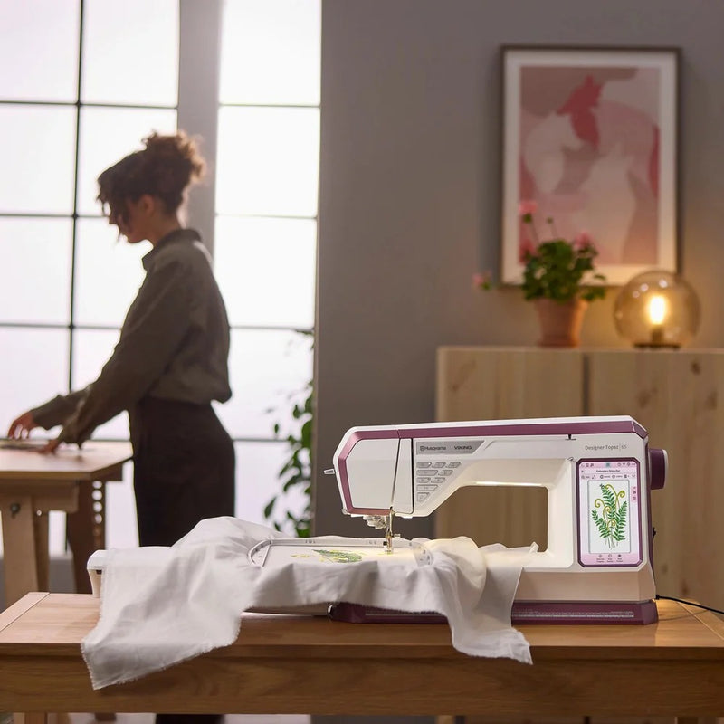 HUSQVARNA VIKING Designer Topaz 65 Sewing and Embroidery Machine